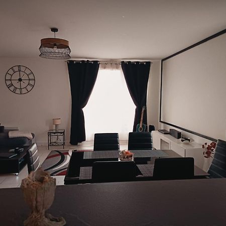 Duplex Proche Disney Avec Ecran Cinema Chessy  Extérieur photo