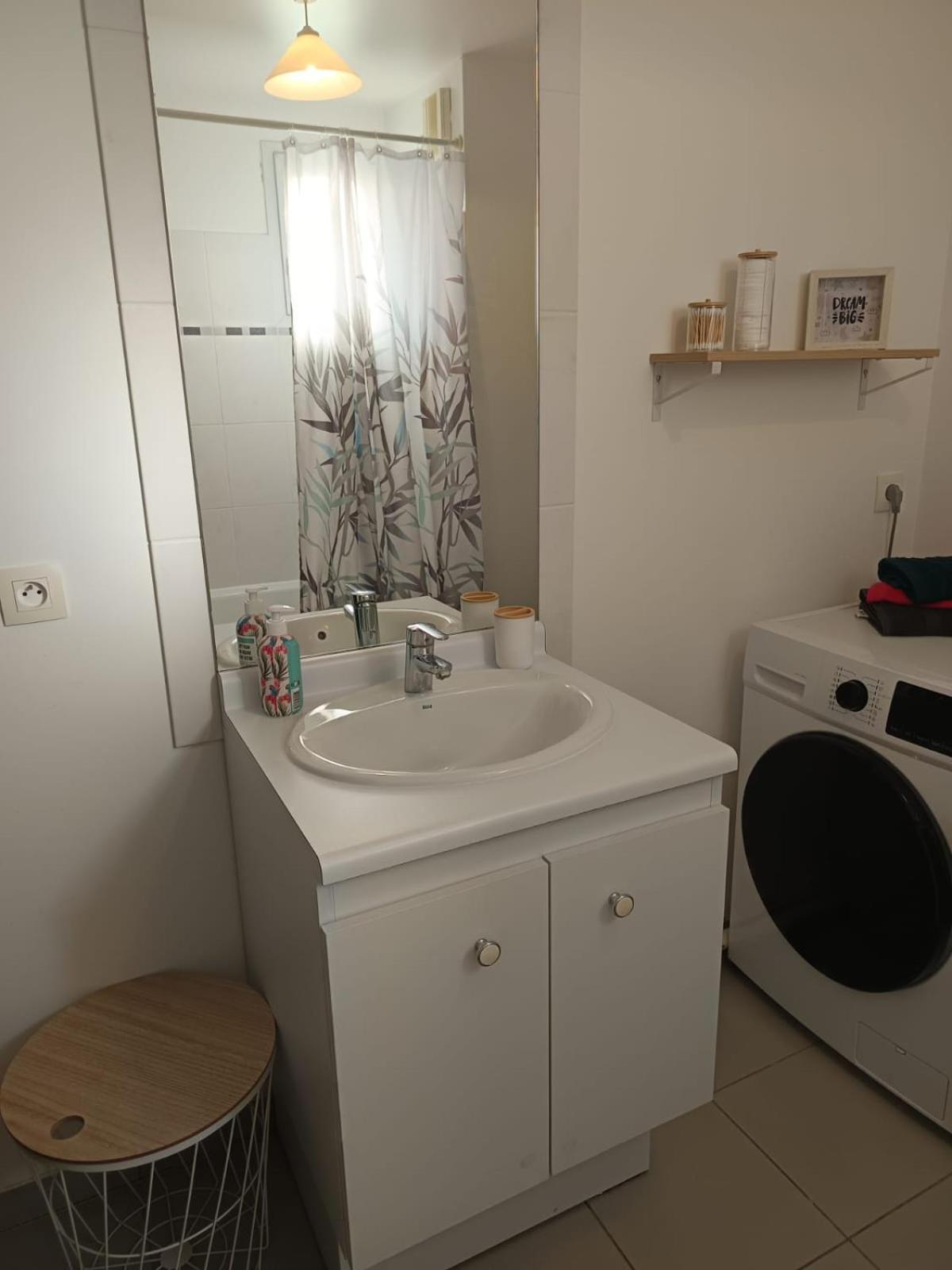 Duplex Proche Disney Avec Ecran Cinema Chessy  Extérieur photo
