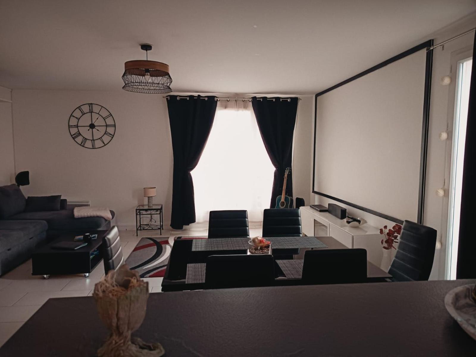 Duplex Proche Disney Avec Ecran Cinema Chessy  Extérieur photo